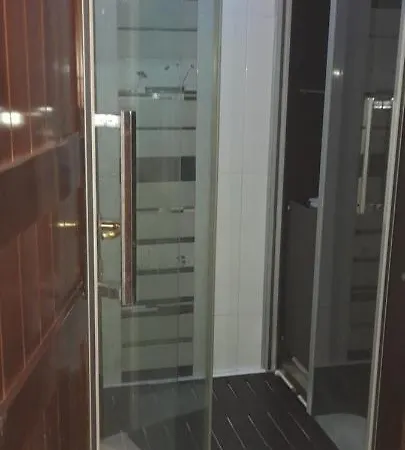 ゲストハウス Deluxe Mistral クアルトゥ・サンテーレナ