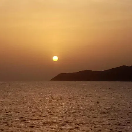 ゲストハウス Deluxe Mistral 4*