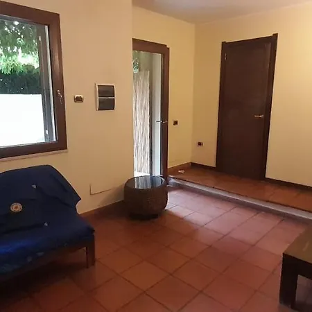 Πανσιόν Deluxe Mistral Quartu SantʼElena