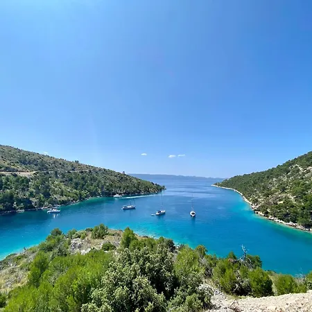 Deluxe Mistral Πανσιόν Quartu SantʼElena